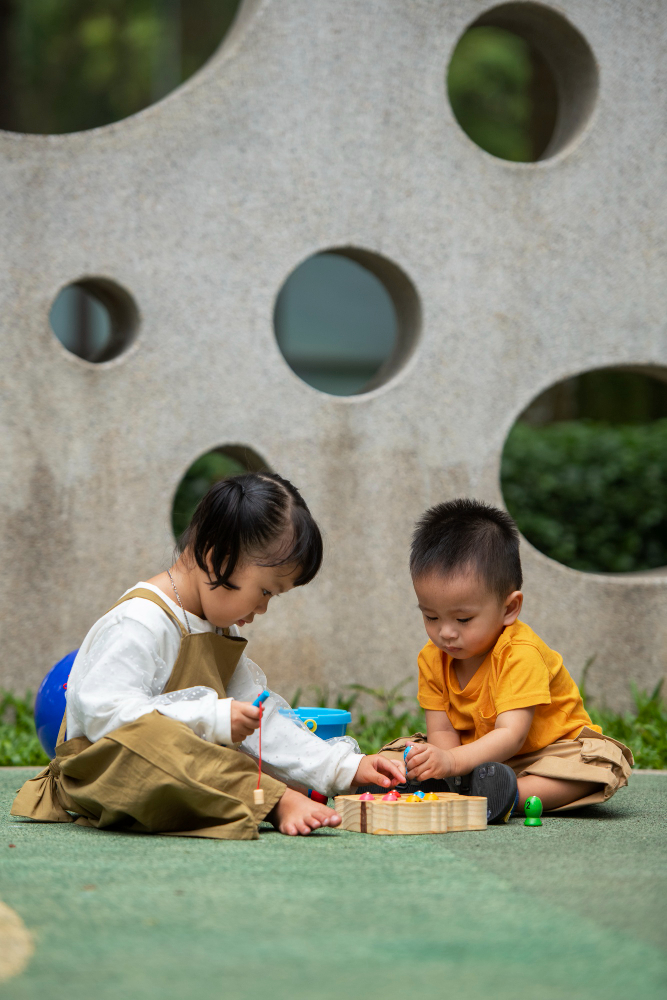 Kids playing with Montessori Materials in Vietnam